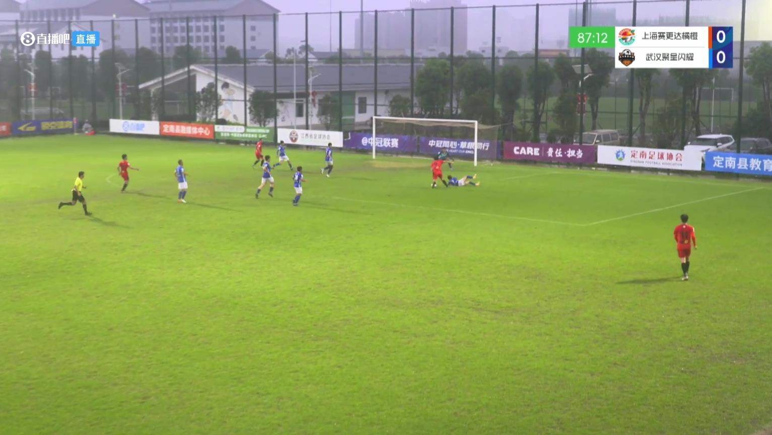 員工瘋狂助攻老板！58歲老板朱駿中冠替補完成絕殺